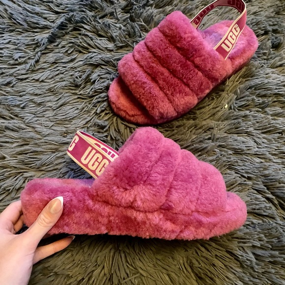 Fuchsia Ugg Slippers - Picture 2 of 4